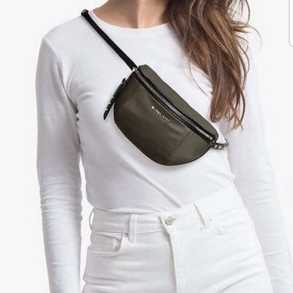 Michael kors lelia crossbody